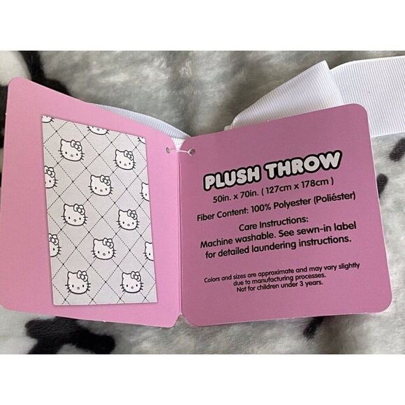 HELLO KITTY Blanket Throw 50"x70" Super Soft Plush Gray Pink White NEW - Picture 6 of 15